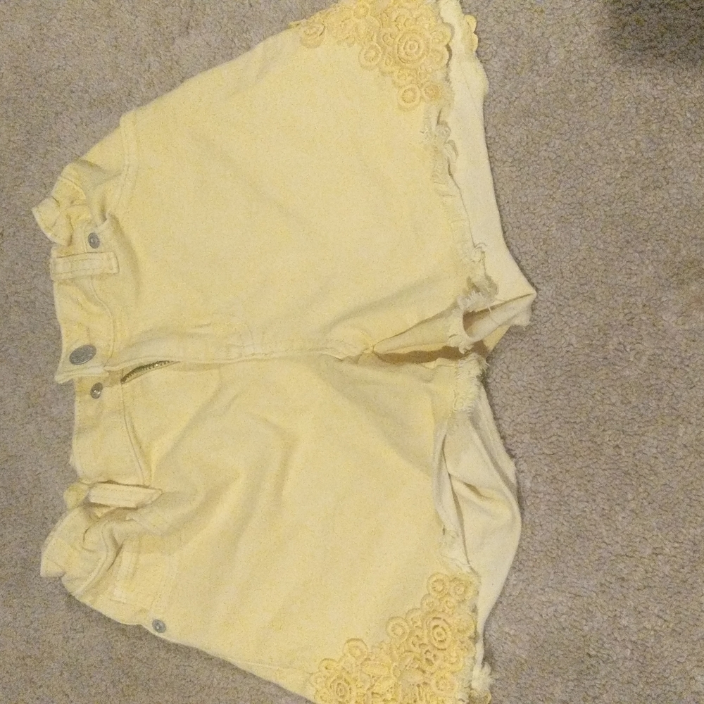 Girls yellow jean shorts with flowers size 10-12